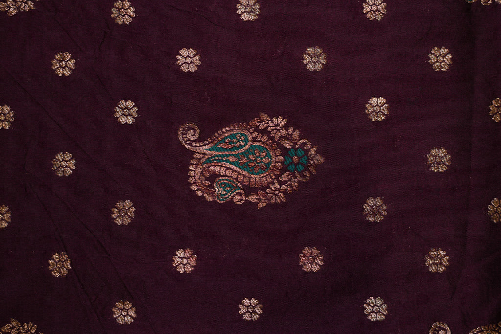 Pure Silk Banarasi Saree with Dulha-Dulhan Motif
