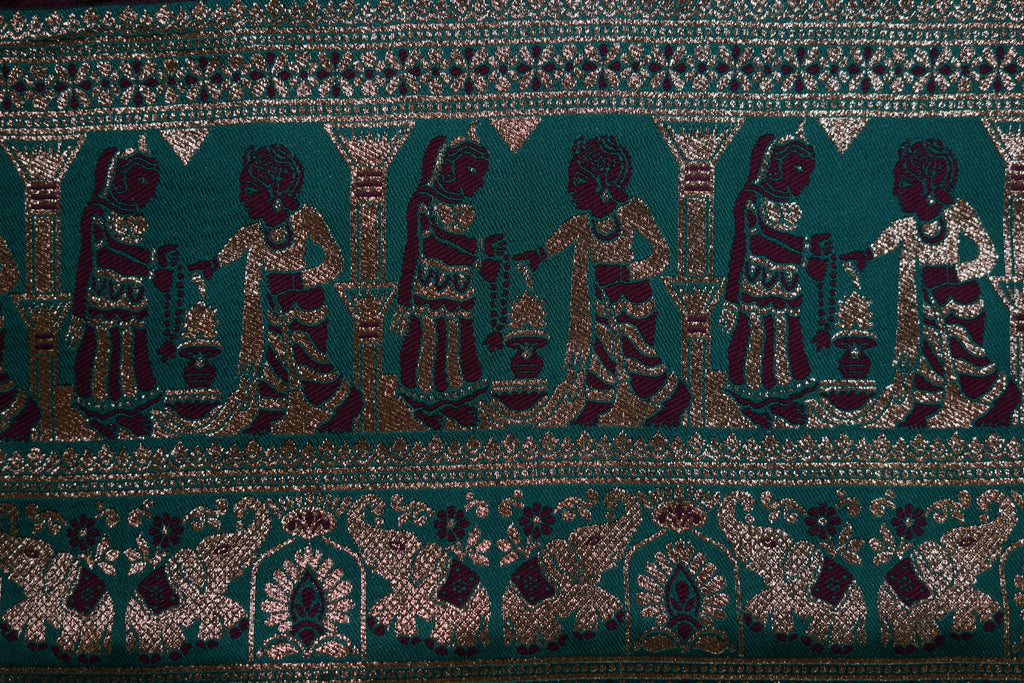 Pure Silk Banarasi Saree with Dulha-Dulhan Motif