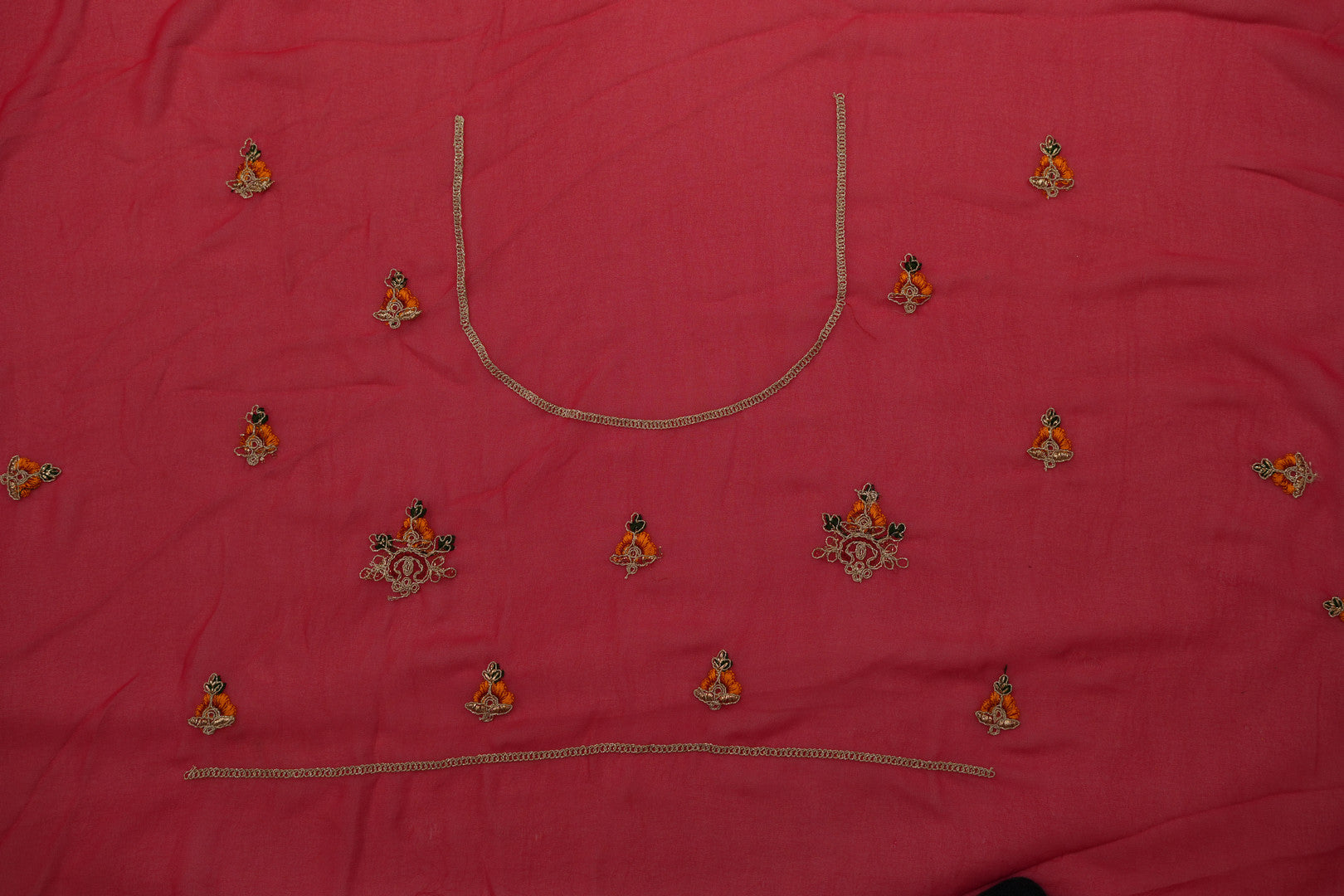 Pure Georgette Print Bandhini With Gota Patti Work