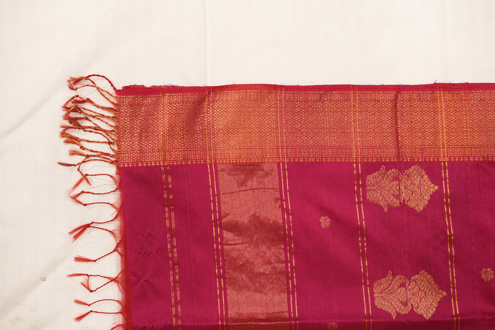 Pure Maheshwari Silk Saree